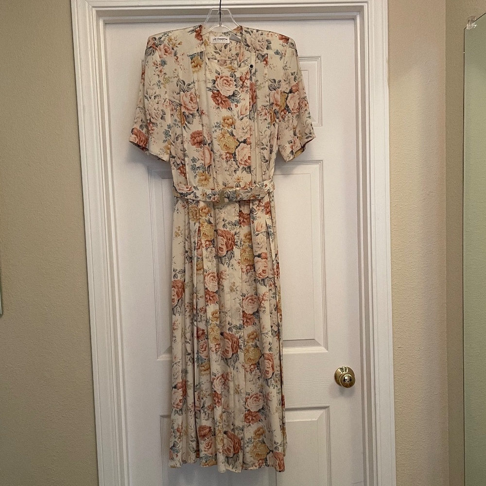 Liz Claiborne flowered long dress with belt